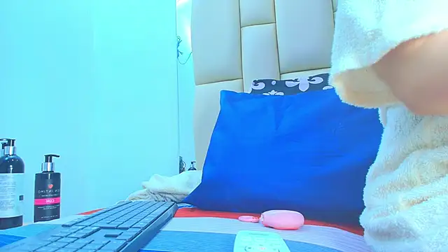 Snapshot of mss_mar chatting on October 28, 2025, 3:07 am mss mar online show from October 28, 2025, 3:07 am