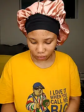 DrippinCaramelCutie online show from November 27, 2025, 12:33 am