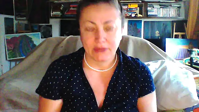 Snapshot of MariaAnaSunshine chatting on February 12, 2026, 8:47 am MariaAnaSunshine online show from February 12, 2026, 8:47 am