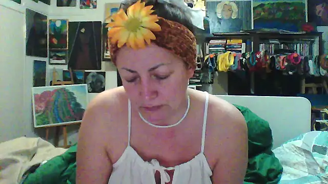 Snapshot of MariaAnaSunshine chatting on January 12, 2026, 9:52 pm MariaAnaSunshine online show from January 12, 2026, 9:52 pm