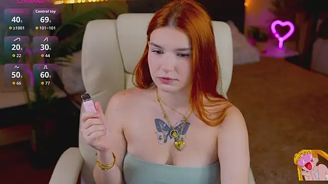 RedShinee online show from September 10, 2025, 11:20 am