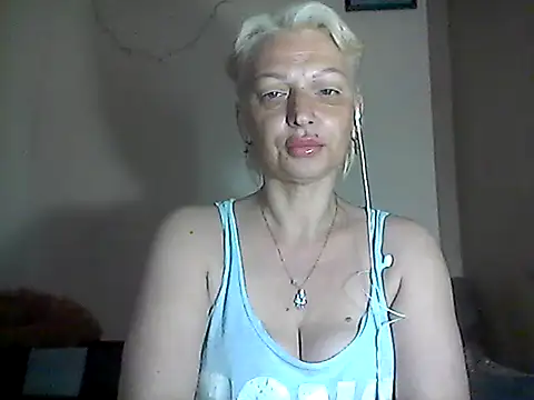 Snapshot of MaryJane441 chatting on May 31, 2026, 8:42 am MaryJane441 online show from May 31, 2026, 8:42 am