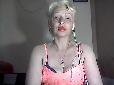 Snapshot of MaryJane441 chatting on May 29, 2026, 8:26 pm MaryJane441 online show from May 29, 2026, 8:26 pm