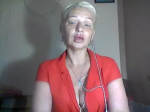 Snapshot of MaryJane441 chatting on July 8, 2026, 8:31 pm MaryJane441 online show from July 8, 2026, 8:31 pm