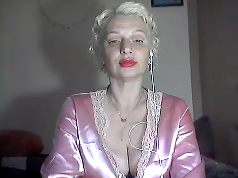 Snapshot of MaryJane441 chatting on April 3, 2026, 7:53 pm MaryJane441 online show from April 3, 2026, 7:53 pm