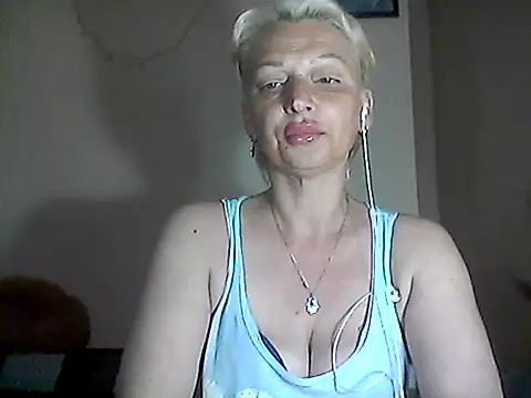 Snapshot of MaryJane441 chatting on May 26, 2026, 8:18 pm MaryJane441 online show from May 26, 2026, 8:18 pm