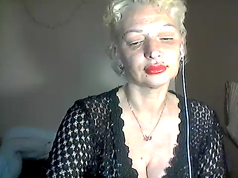 Snapshot of MaryJane441 chatting on April 21, 2026, 8:37 pm MaryJane441 online show from April 21, 2026, 8:37 pm