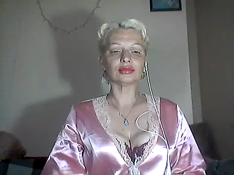 Snapshot of MaryJane441 chatting on May 14, 2026, 8:28 pm MaryJane441 online show from May 14, 2026, 8:28 pm