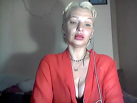 Snapshot of MaryJane441 chatting on May 1, 2026, 8:25 pm MaryJane441 online show from May 1, 2026, 8:25 pm