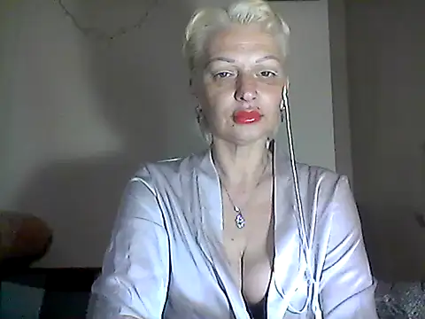 Snapshot of MaryJane441 chatting on May 16, 2026, 8:19 pm MaryJane441 online show from May 16, 2026, 8:19 pm