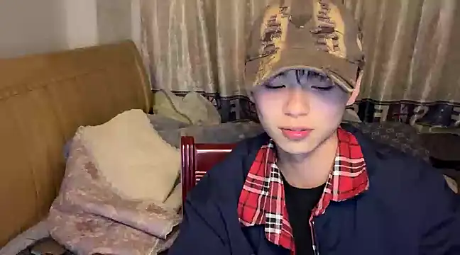 Snapshot of xiaottt1918 chatting on January 10, 2025, 2:34 pm xiaottt1918 online show from January 10, 2025, 2:34 pm