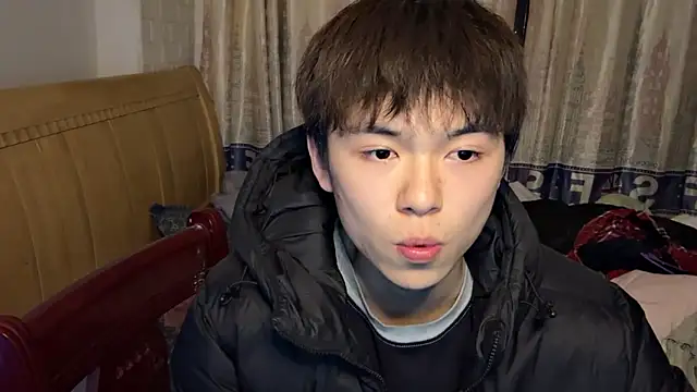 Snapshot of xiaottt1918 chatting on January 24, 2025, 2:41 pm xiaottt1918 online show from January 24, 2025, 2:41 pm