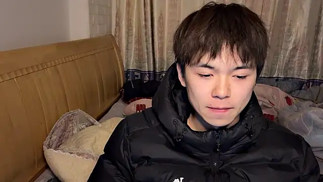 Snapshot of xiaottt1918 chatting on January 22, 2025, 12:27 pm xiaottt1918 online show from January 22, 2025, 12:27 pm