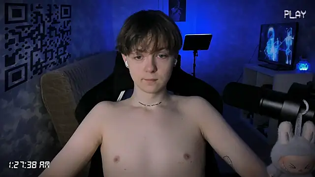 charonbaby1 online show from October 30, 2025, 10:28 pm