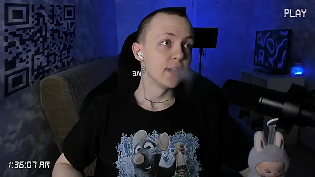 charonbaby1 online show from December 15, 2025, 10:37 pm