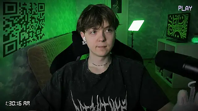 charonbaby1 online show from November 20, 2025, 10:31 pm