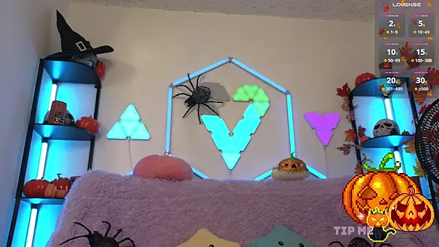 Snapshot of littlevixen18 chatting on October 27, 2025, 2:18 pm littlevixen18 online show from October 27, 2025, 2:18 pm