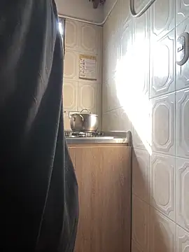 Snapshot of zoe_roux21 chatting on March 3, 2026, 8:49 pm zoe roux21 online show from March 3, 2026, 8:49 pm