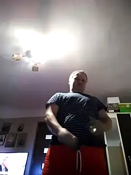 Snapshot of nudistu021 chatting on February 15, 2026, 12:04 pm nudistu021 online show from February 15, 2026, 12:04 pm