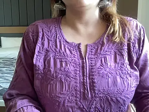 sassypooja online show from February 17, 2025, 11:02 am