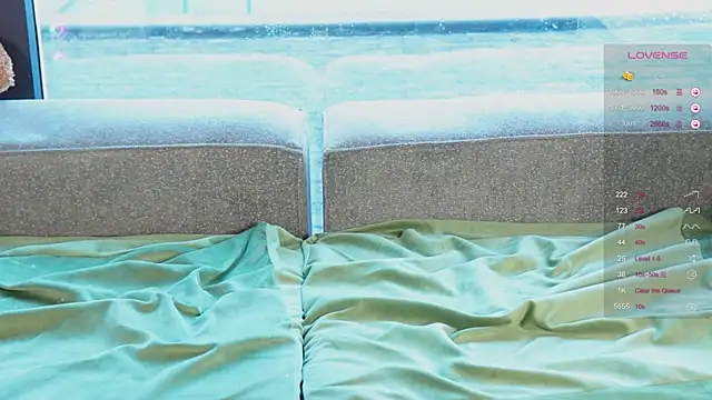 Snapshot of AnnaSiren chatting on February 7, 2025, 6:24 am AnnaSiren online show from February 7, 2025, 6:24 am