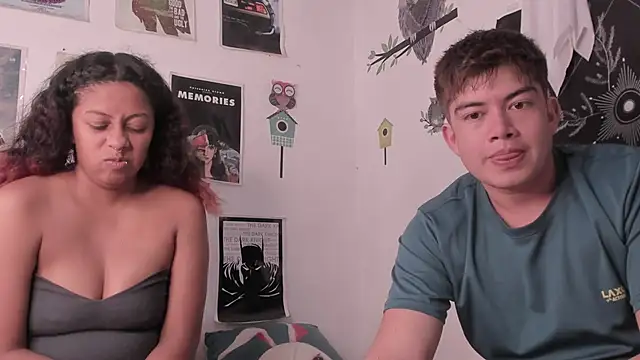 Snapshot of hothoneychile chatting on December 11, 2024, 3:02 am hothoneychile online show from December 11, 2024, 3:02 am