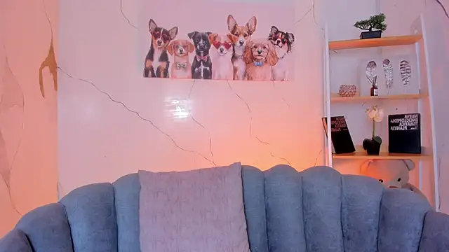 RoxyRoss  online show from October 1, 2025, 2:43 pm