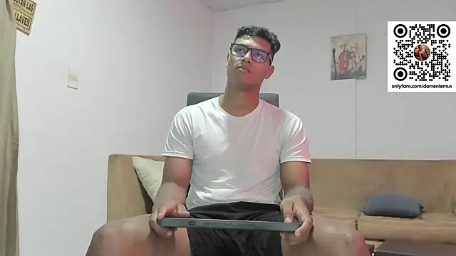 Darren hot2 online show from January 9, 2025, 7:29 pm