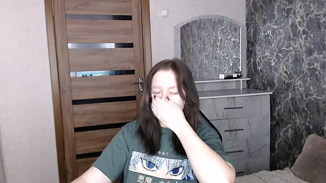 Snapshot of Kristy-Max chatting on December 21, 2025, 8:31 pm Kristy-Max online show from December 21, 2025, 8:31 pm