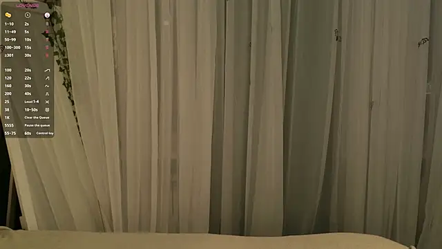 SunnyRisha online show from November 3, 2025, 5:12 am