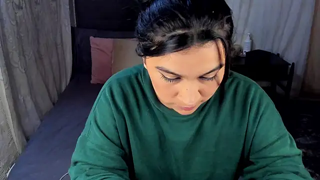 Snapshot of Judychase2 chatting on February 13, 2025, 5:54 pm Judychase2 online show from February 13, 2025, 5:54 pm