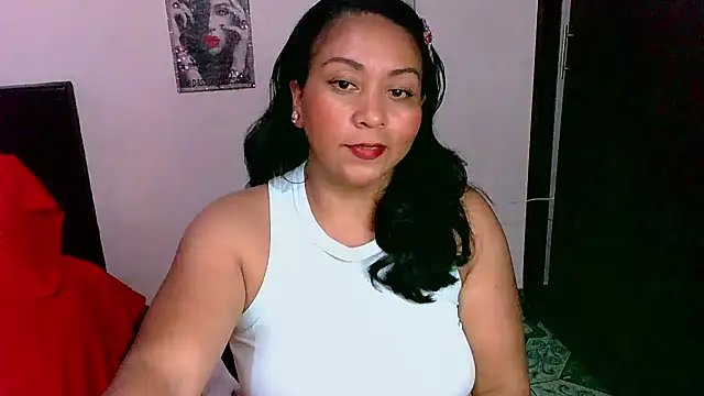 Snapshot of zaray_bella chatting on January 16, 2026, 10:25 pm zaray bella online show from January 16, 2026, 10:25 pm