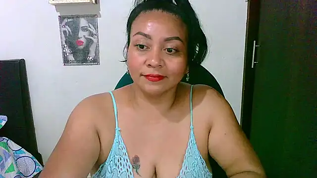 Snapshot of zaray_bella chatting on April 24, 2026, 8:11 pm zaray bella online show from April 24, 2026, 8:11 pm