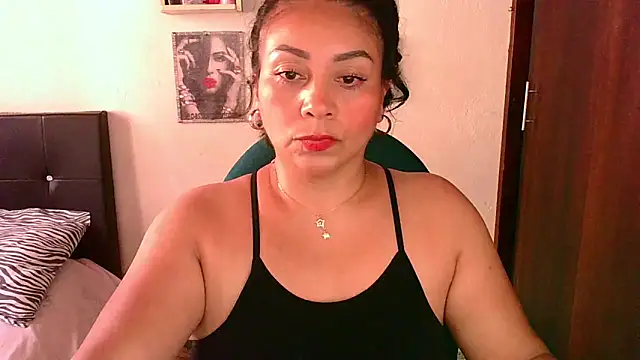 Snapshot of zaray_bella chatting on May 9, 2026, 9:07 pm zaray bella online show from May 9, 2026, 9:07 pm