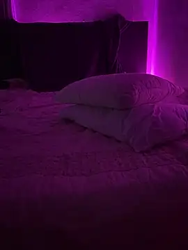 Snapshot of moody1996- chatting on December 22, 2024, 3:11 am moody1996- online show from December 22, 2024, 3:11 am