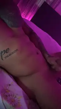 Snapshot of moody1996- chatting on December 25, 2024, 1:09 pm moody1996- online show from December 25, 2024, 1:09 pm