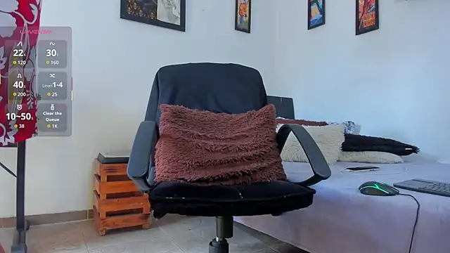 Snapshot of cristofer_988 chatting on January 18, 2026, 4:32 pm cristofer 988 online show from January 18, 2026, 4:32 pm