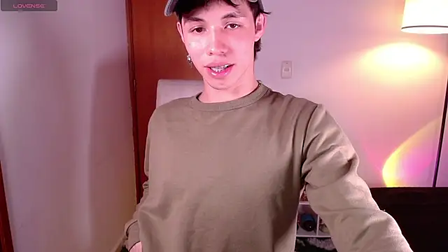 Snapshot of angel_bless19 chatting on March 19, 2025, 8:00 pm angel bless19 online show from March 19, 2025, 8:00 pm