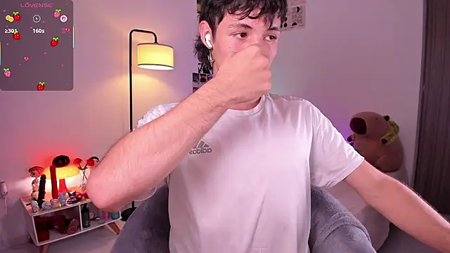 Snapshot of angel_bless19 chatting on November 14, 2025, 10:24 pm angel bless19 online show from November 14, 2025, 10:24 pm