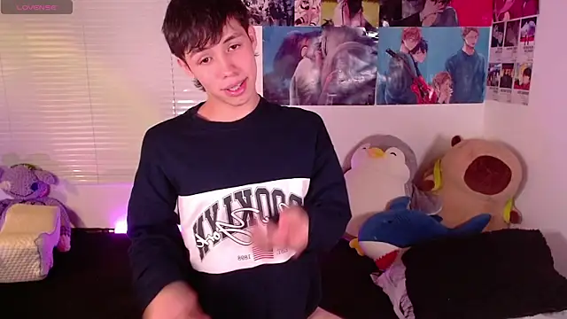 Snapshot of angel_bless19 chatting on February 25, 2025, 6:23 pm angel bless19 online show from February 25, 2025, 6:23 pm