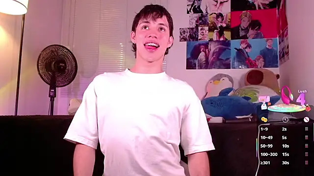 Snapshot of angel_bless19 chatting on March 14, 2025, 11:00 pm angel bless19 online show from March 14, 2025, 11:00 pm