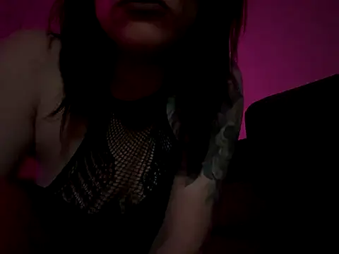 RavenRayyy online show from September 11, 2025, 10:37 am