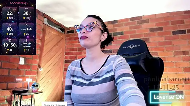 paulinabarnett- online show from November 21, 2025, 3:38 am