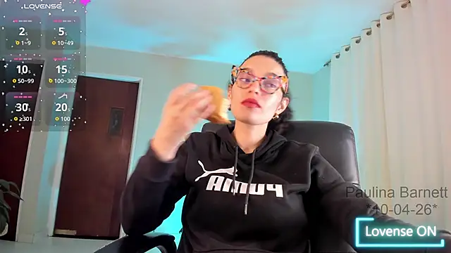 paulinabarnett- online show from April 10, 2026, 10:50 pm