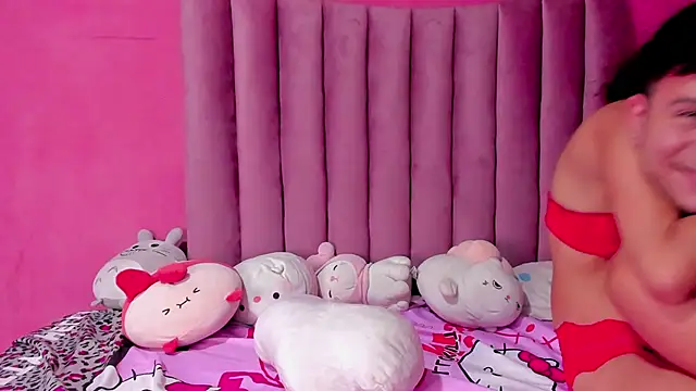 JustiinJazmin online show from March 1, 2025, 12:17 am