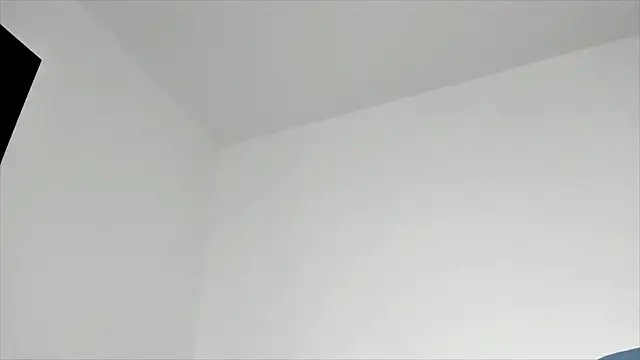 Snapshot of hornyemma__ chatting on February 9, 2026, 8:34 am hornyemma online show from February 9, 2026, 8:34 am