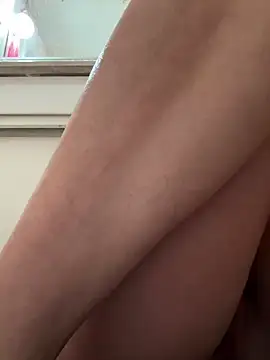 hotNReady6969 online show from September 14, 2025, 3:07 am