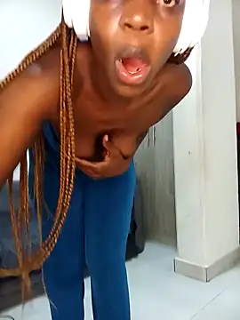 Snapshot of Cocowett chatting on March 17, 2025, 2:34 pm Cocowett online show from March 17, 2025, 2:34 pm