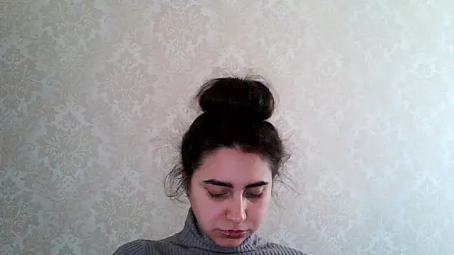 Snapshot of Kashtanka_ chatting on November 18, 2025, 10:07 am Kashtanka online show from November 18, 2025, 10:07 am