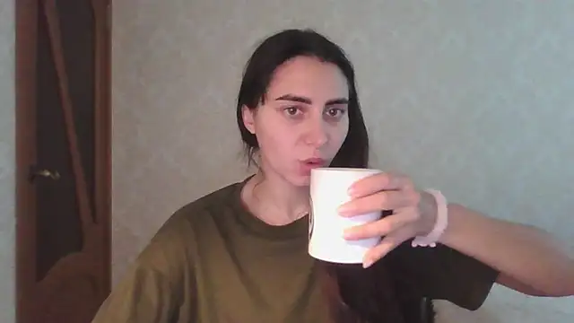 Snapshot of Kashtanka_ chatting on July 2, 2026, 7:58 am Kashtanka online show from July 2, 2026, 7:58 am